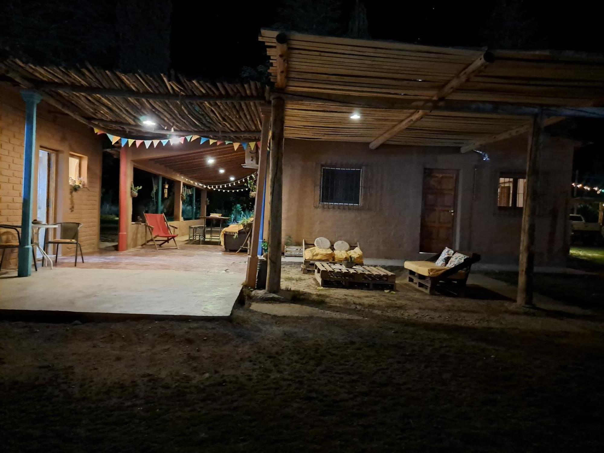 Aire De Barreal Hostel Andino Εξωτερικό φωτογραφία